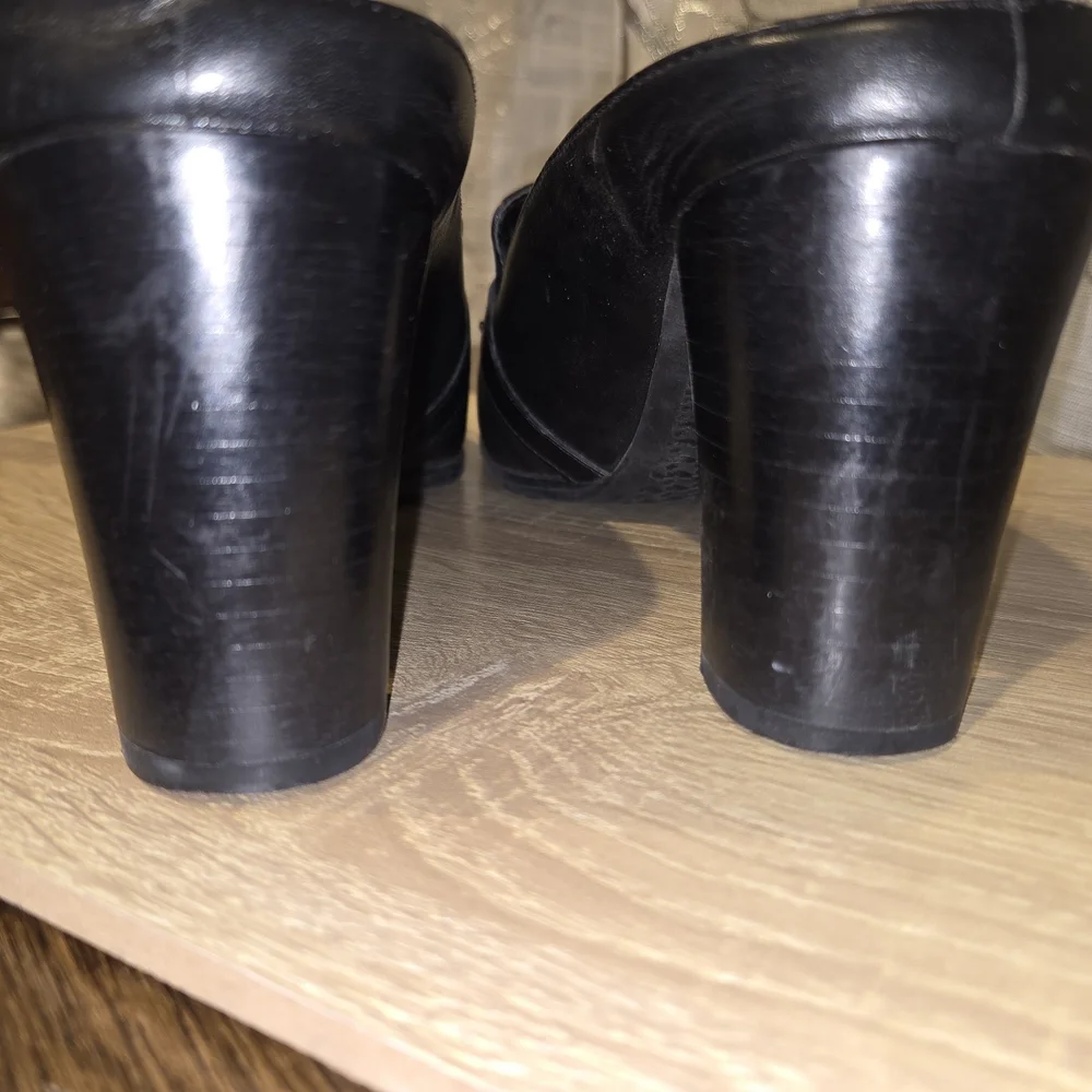 Etienne Aigner Black Women's Mules - Picture 6 of 10